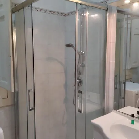 בית הארחה View Sea House בארי